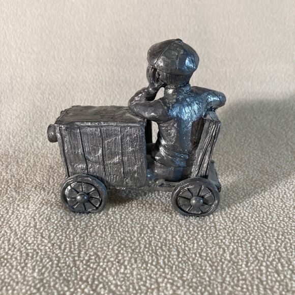 Michael‎ Ricker Pewter "Bob" TD7 Park City Train Depot Boy/Soap Box Derby 1981 - Picture 2 of 8